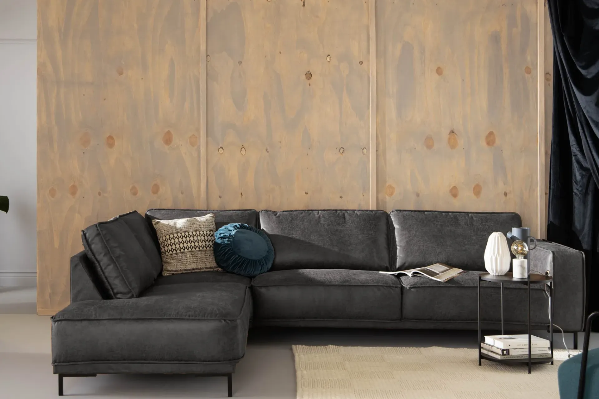 Manor House Akron 2,5-seter Sofa med Sjeselong Venstre Bonded Lær