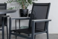 Venture Home Alma Spisegruppe Rund Ø120cm + 4 Parma Spisestoler