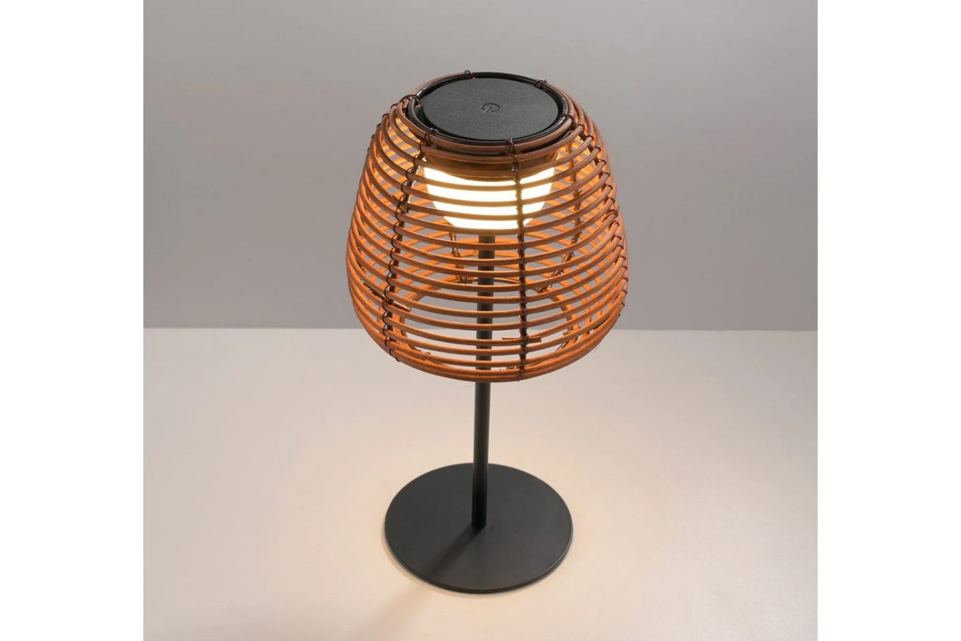 Askia Just Light Bordlampe