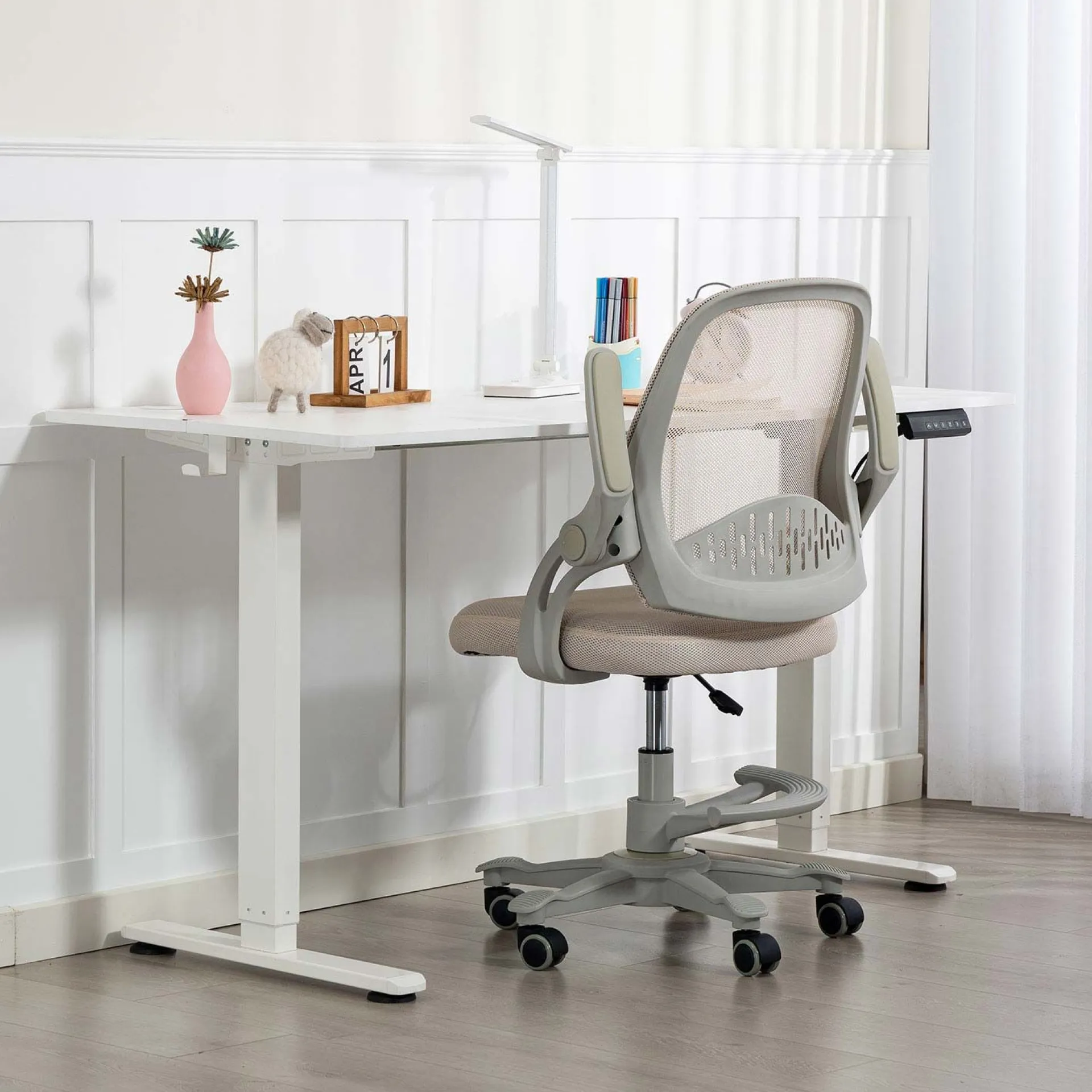 Barneskrivebordsstol HOME4YOU Emmy med fotskammel
