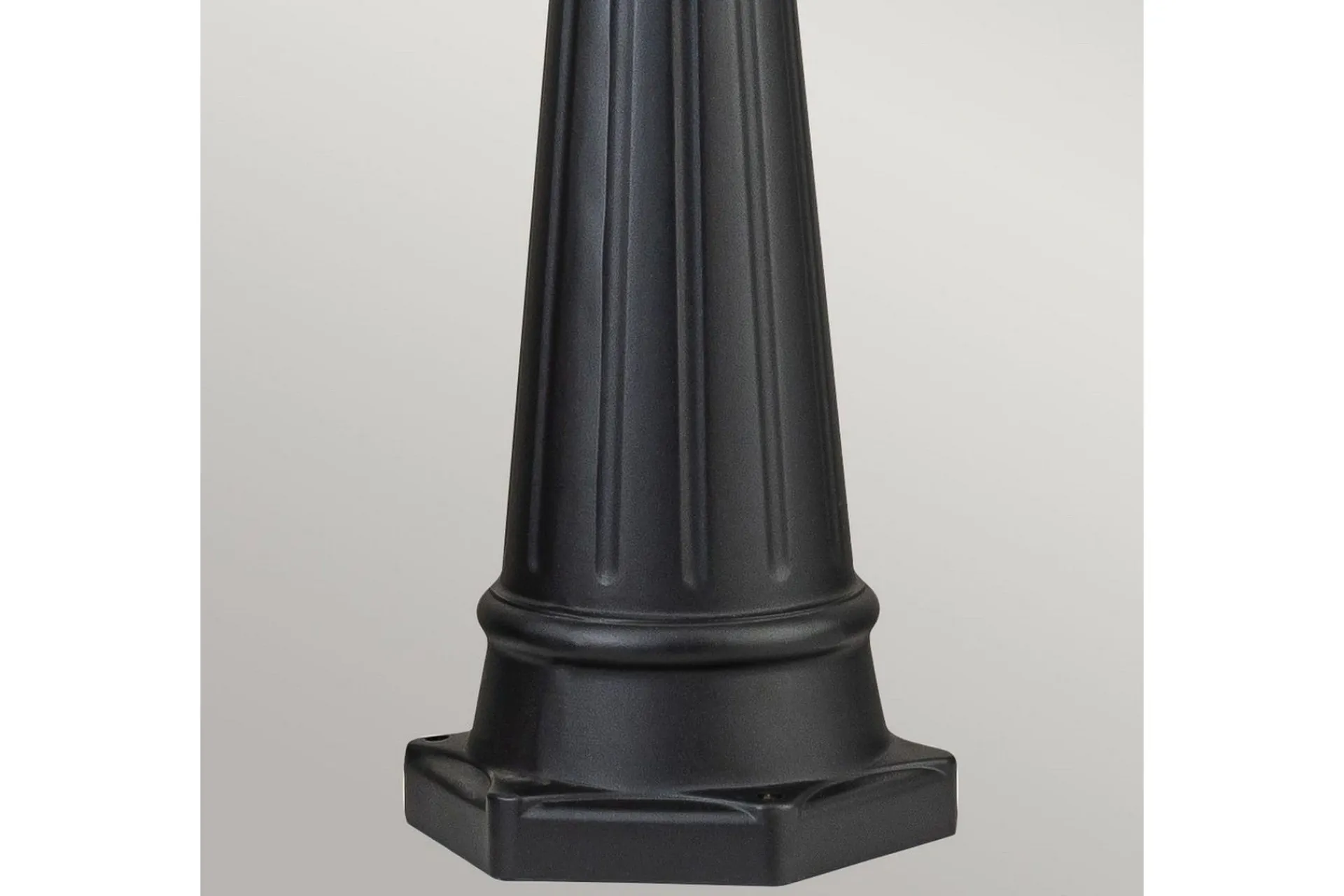 Bayview Elstead Lighting Utelampe