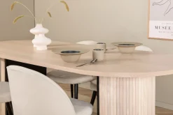 Venture Home Spisegrupper-Biana Spisegruppe 200 cm Oval inkl. 4 Valera Cordfløyelstole Beige