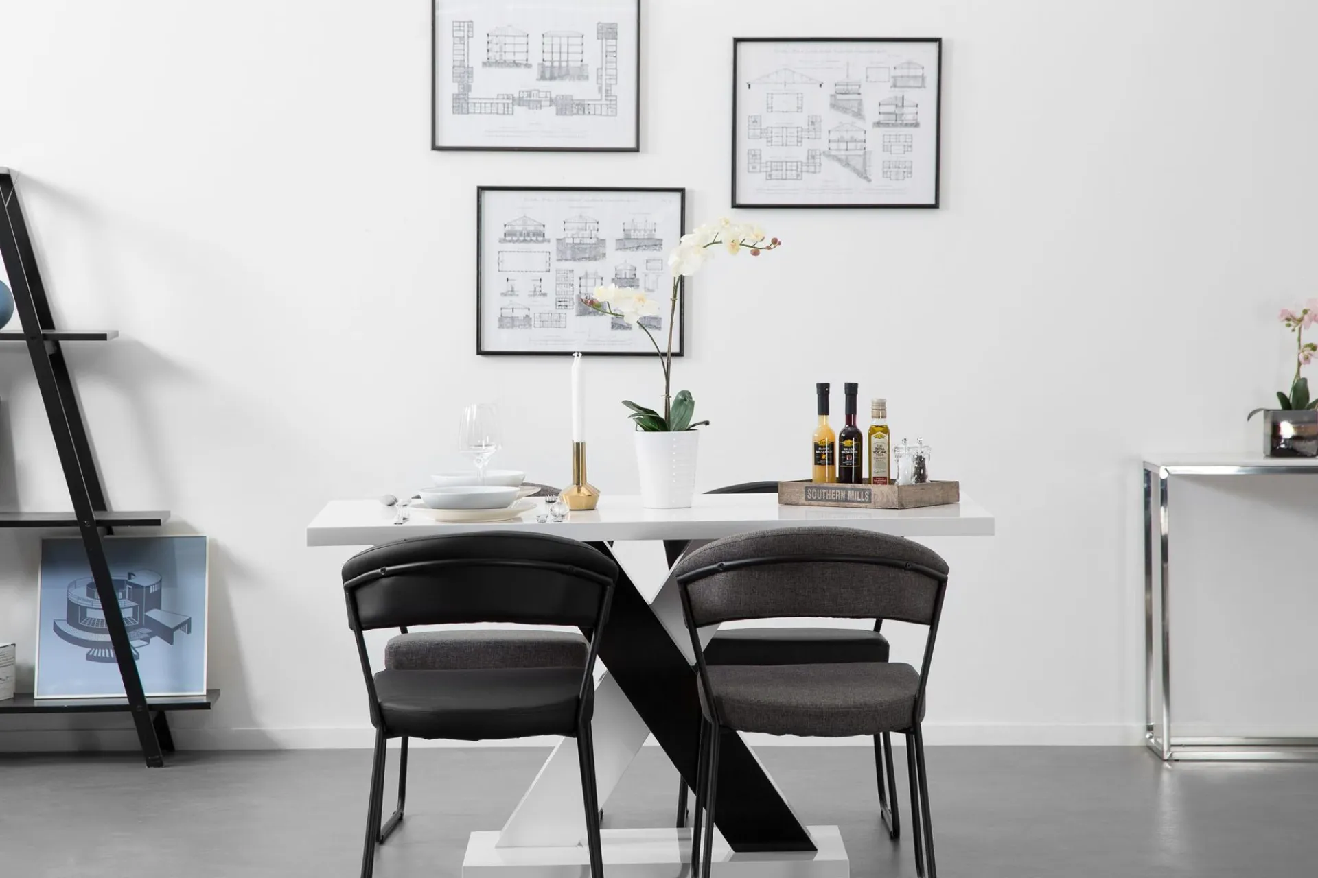Scandinavian Choice Spisebord & Kjøkkenbord-Cesi Spisebord 140 cm Svart,Hvit