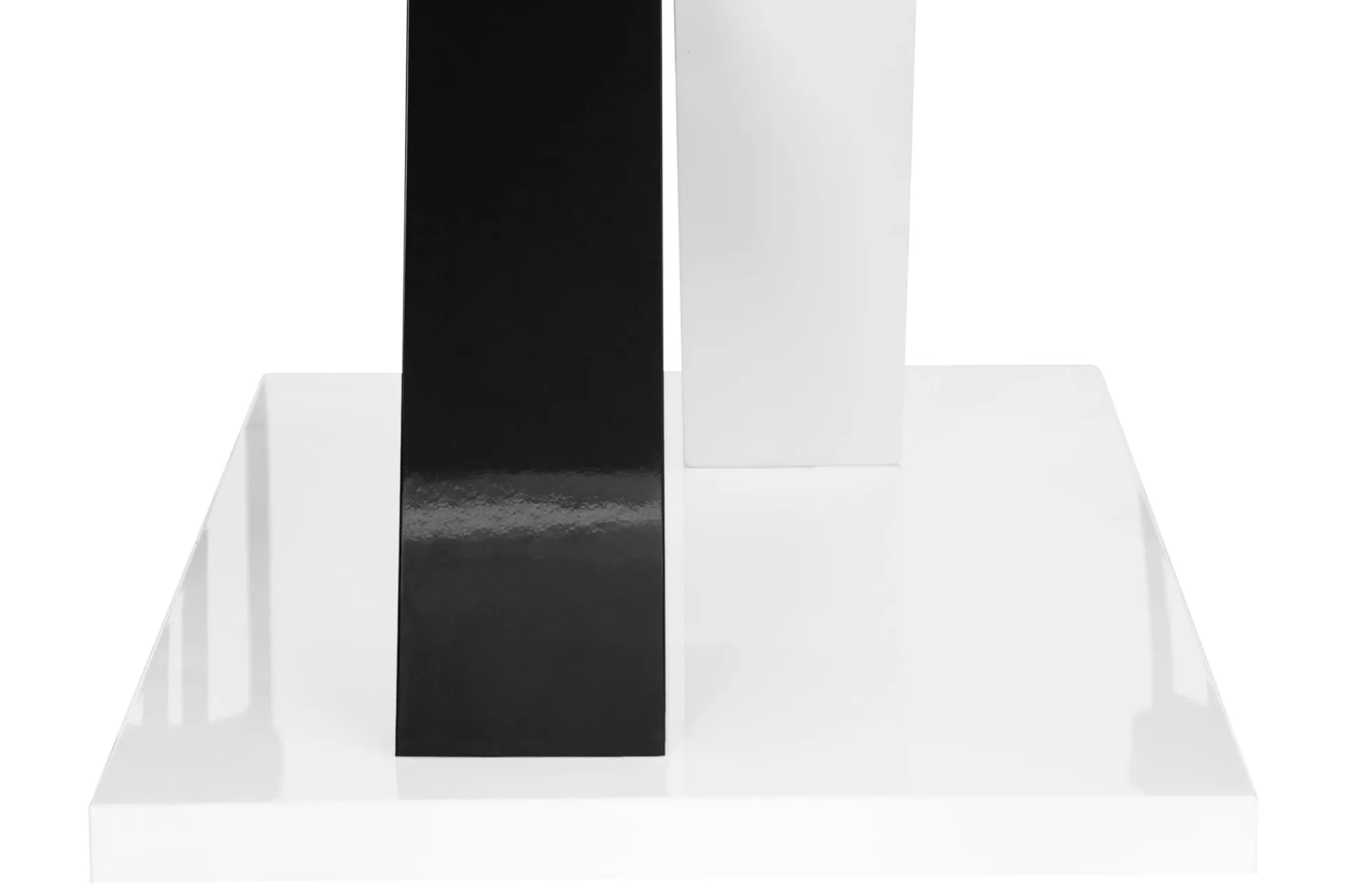 Scandinavian Choice Spisebord & Kjøkkenbord-Cesi Spisebord 140 cm Svart,Hvit