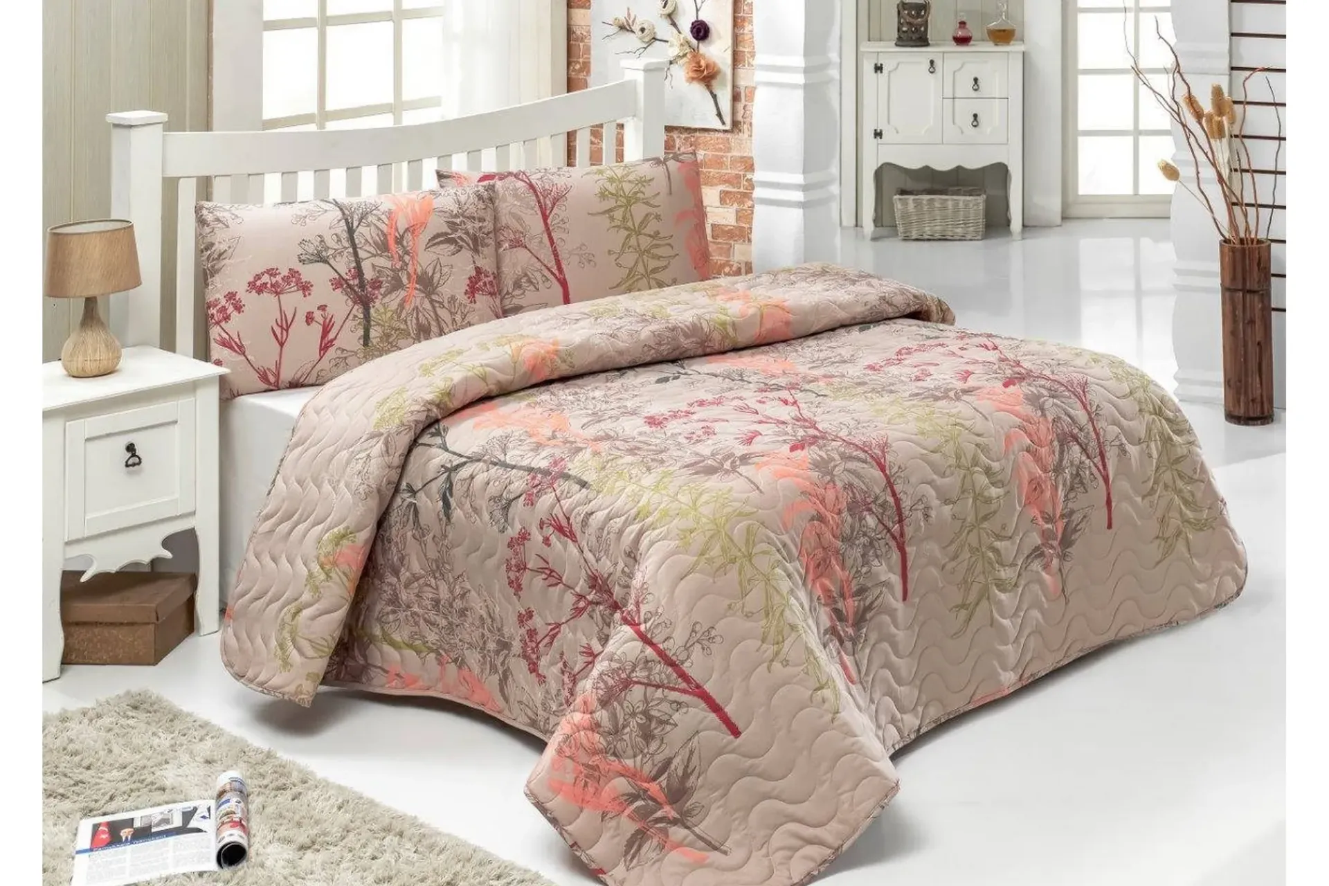Sengeteppe-Eponj Home Sengeteppe Dobbelt 200x220+2 Putetrekk Quiltet Flerfarget