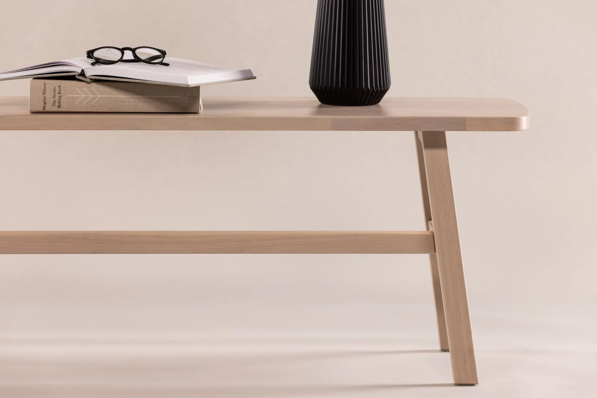 VIND Entrebenk|Benk-Hälsö Sittebenk 140 cm Hvit