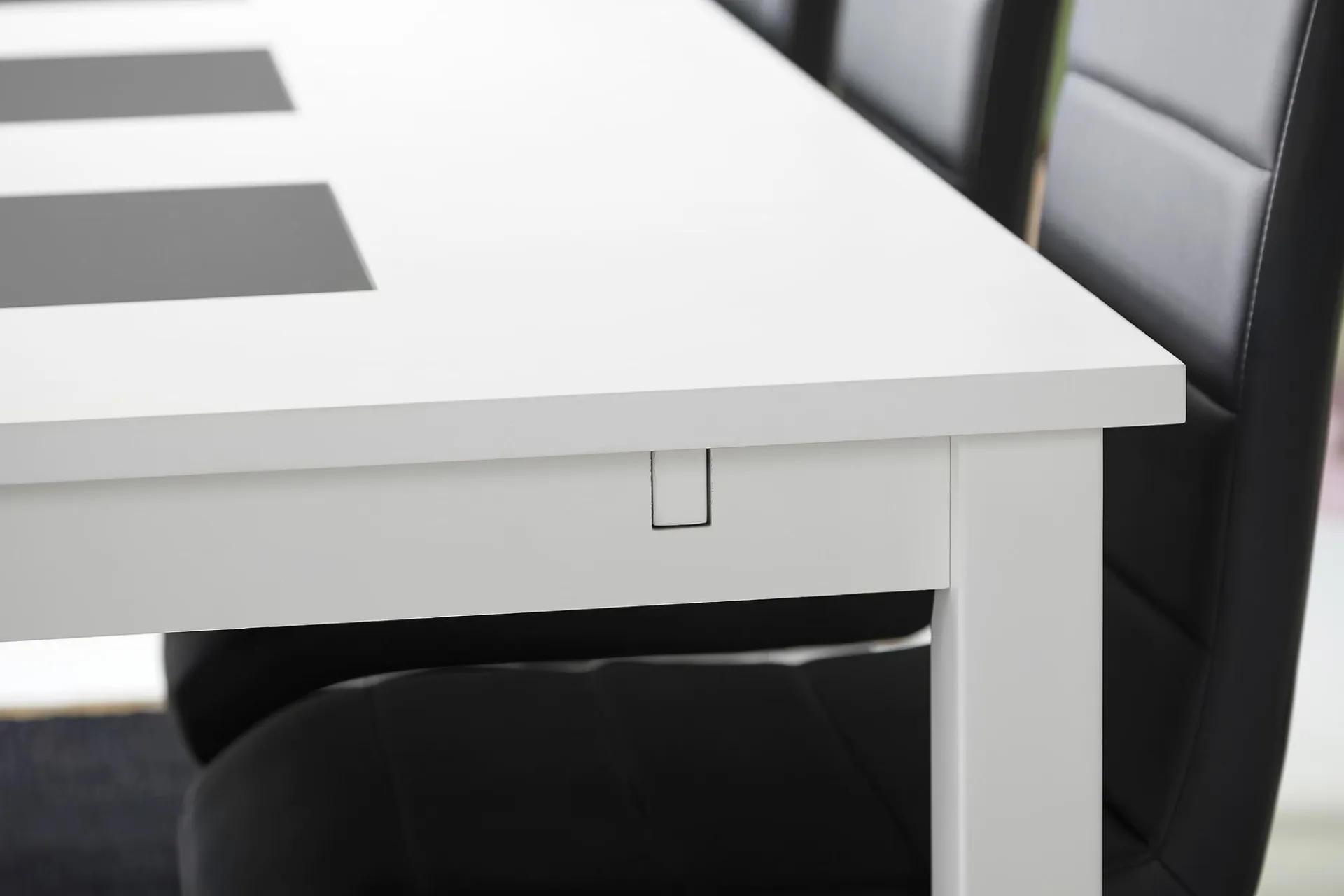 Basic Home Jasmin med 6 Cibus Stoler