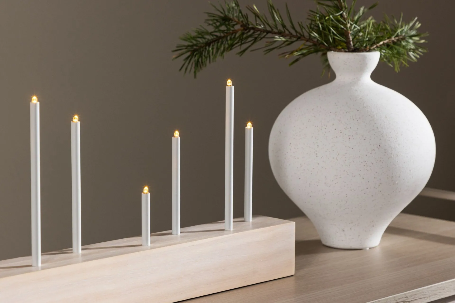Venture Home Bordlampe|Vinduslampe-Kungsberget Adventsstake 24 cm Whitewash