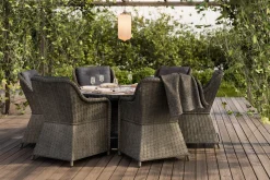 deNoord Marcus Spisegruppe 140 Rund + 6 Lenestoler m Pute