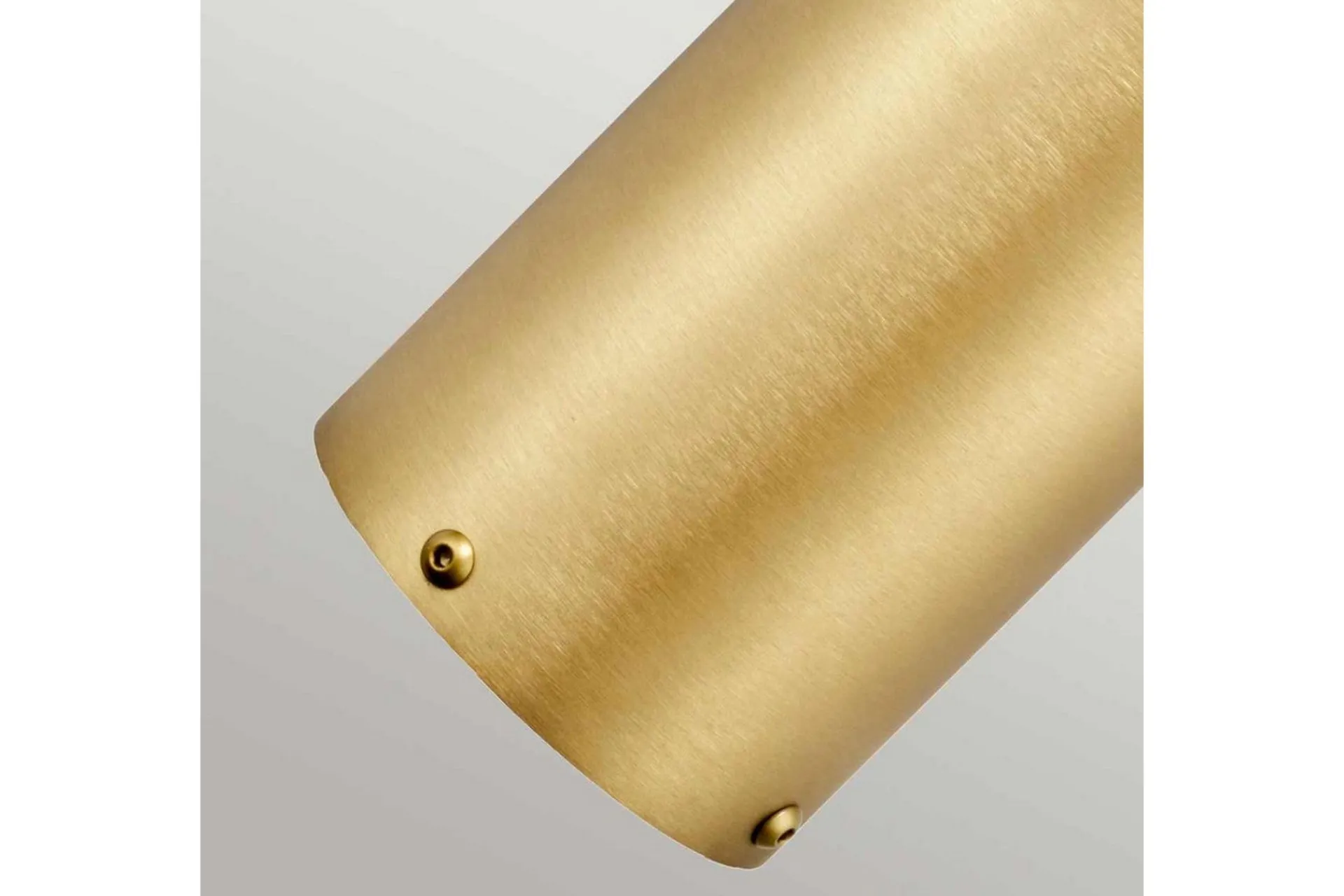 Pullert-Newbrighton Elstead Lighting Utendørslampe Messing