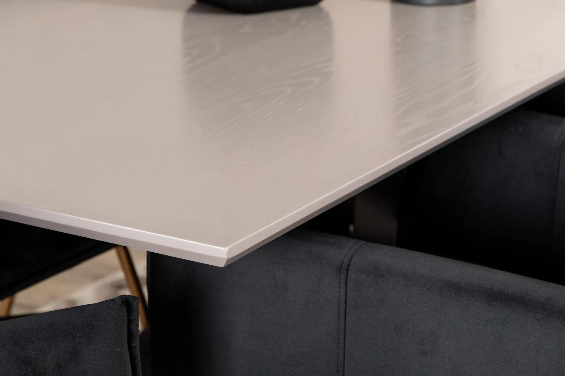 Venture Home Piazza Spisegruppe 180 cm Rektangulær med 6 Petra Stoler