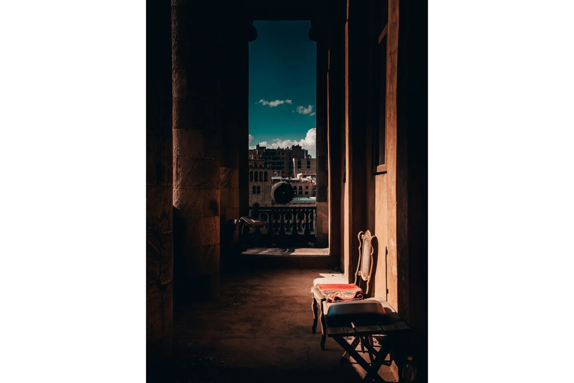 Venture Home Poster Tunnel vision 70x100 cm