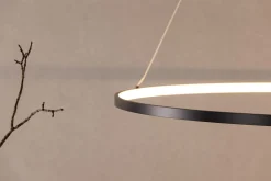 VIND Kjøkkenlampe|Barnelampe-Rödäng x Josefin Lustig Pendellampe 6 cm Svart