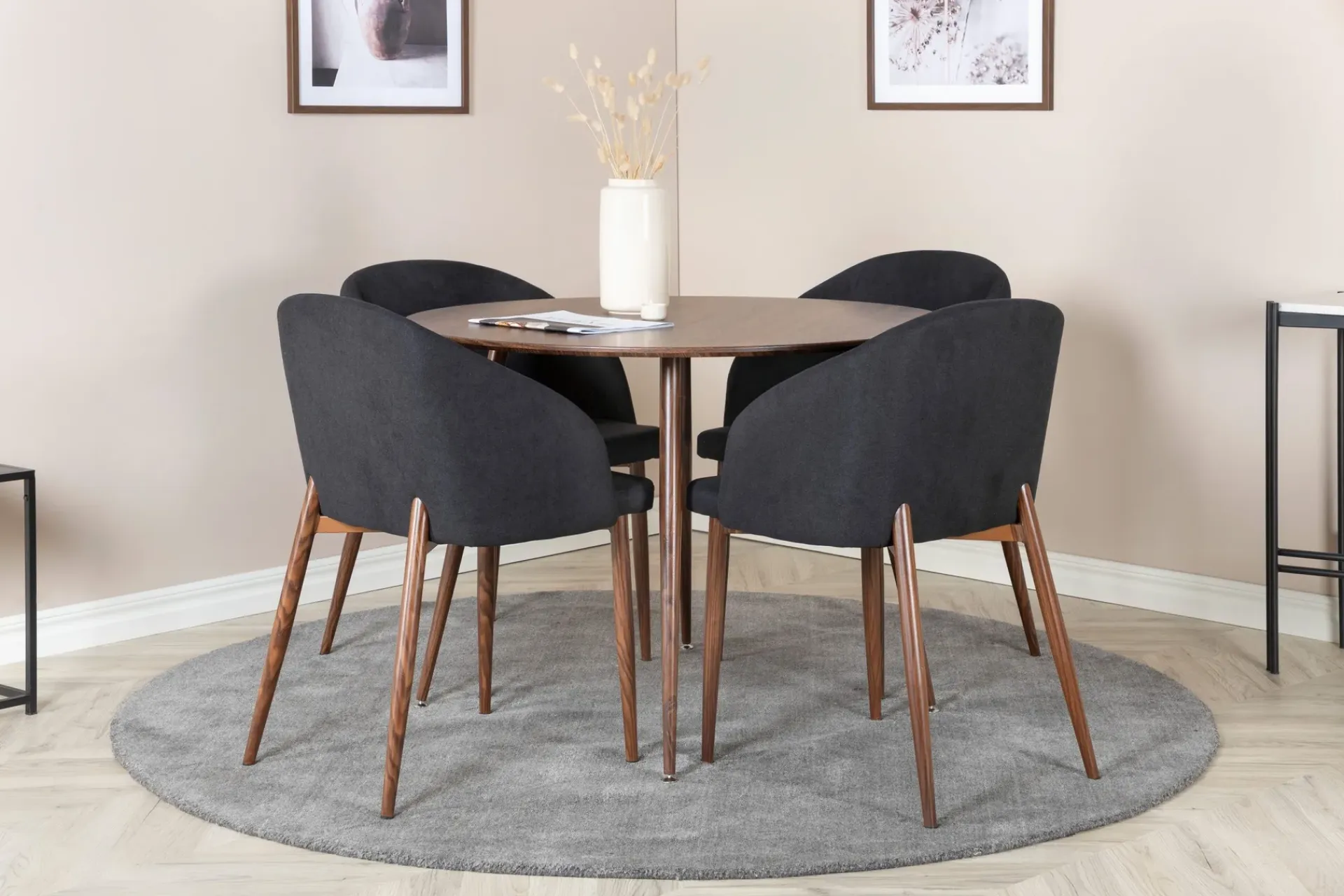 Venture Home Ridones Spisegruppe Rund 100 cm + 4 Kullersbro Spisestoler