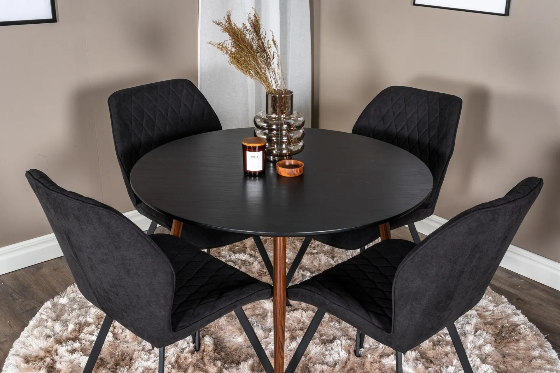 Venture Home Ridones Spisegruppe Rundt inkl. 4 Sumoas Stoler