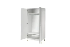 Seng med nattbord garderobe skrivebord Billy