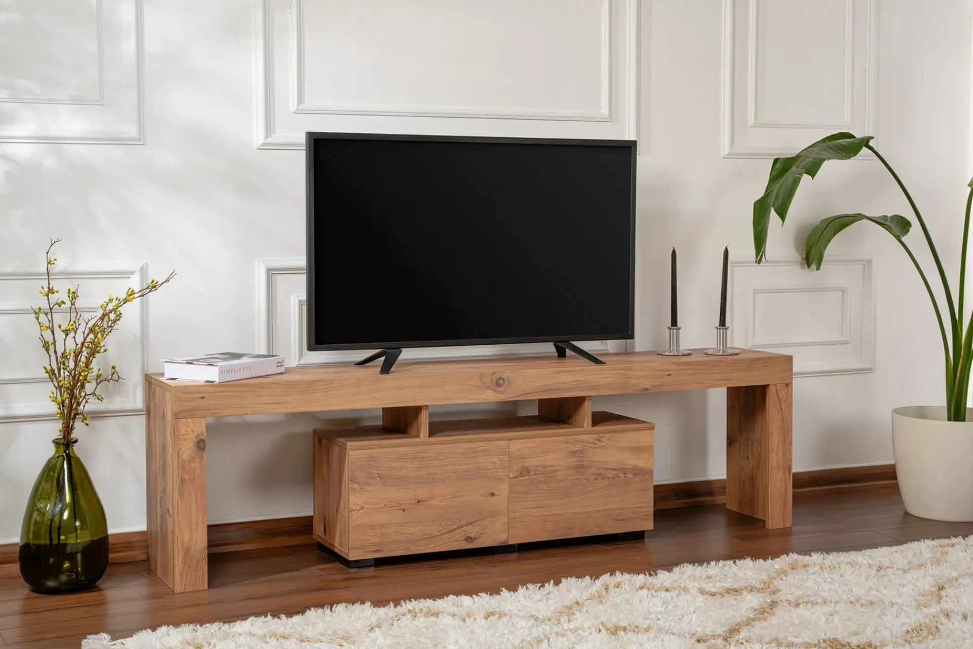 Shanah Tv-benk 180x31 cm
