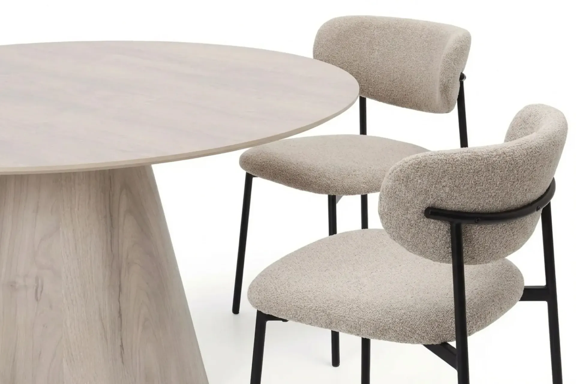 Bark Spisegrupper-Siena spisegruppe rund 150 cm med 6 Lucy spisestoler Hvitlasert