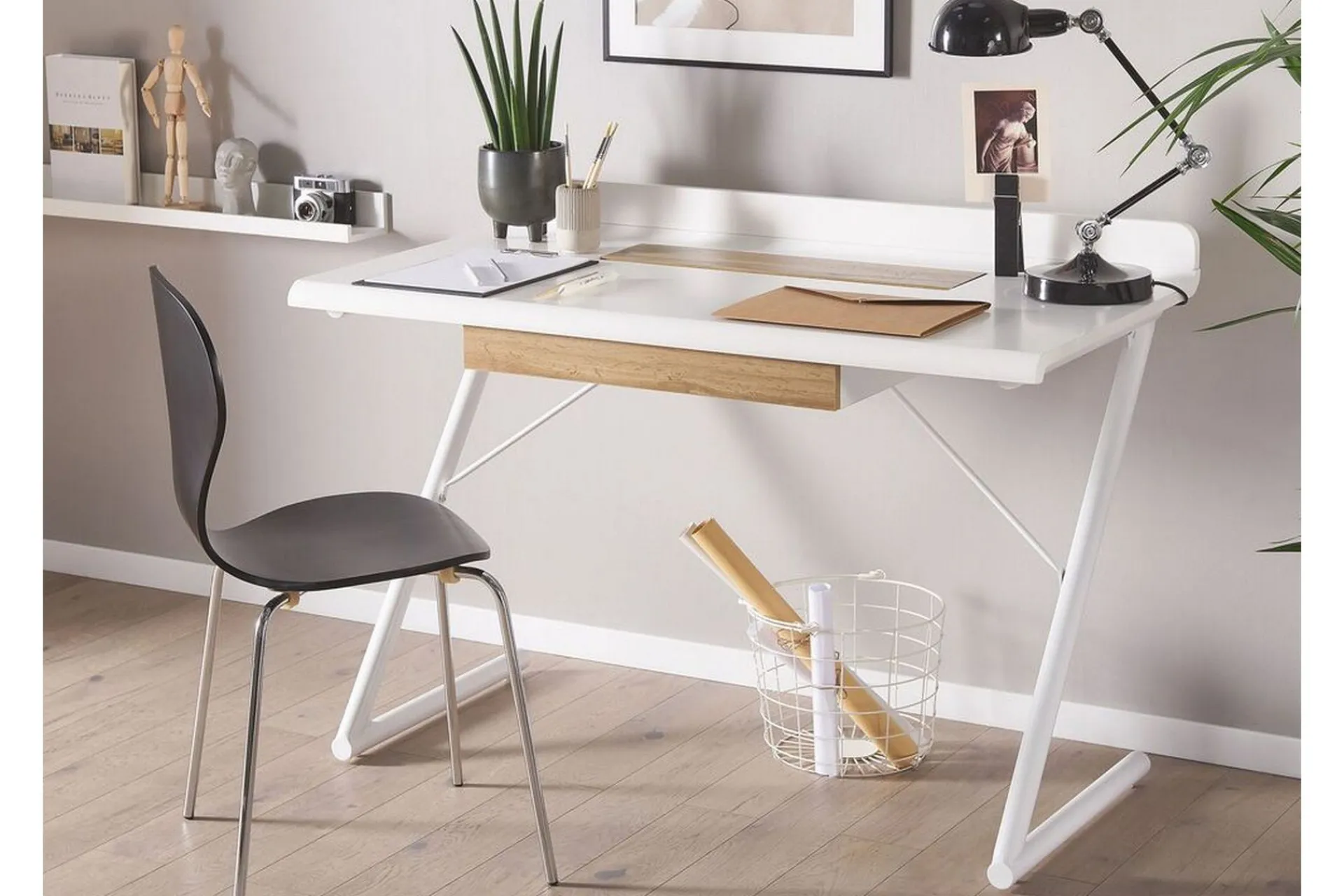Skrivebord 120 x 60 cm /Lyst tre FOCUS