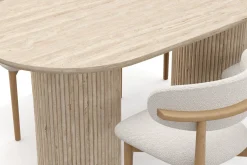 Andrarum Sminkebord & Toalettbord|Spisegrupper-Uppveda Spisebord med travertin-look med 4 stk Jaiveer Spisestoler Beige