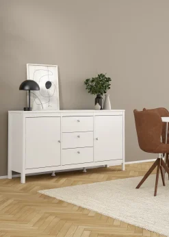Tvilum Vallvidera Skjenk med 2 dører og 3 skuffer 151 cm