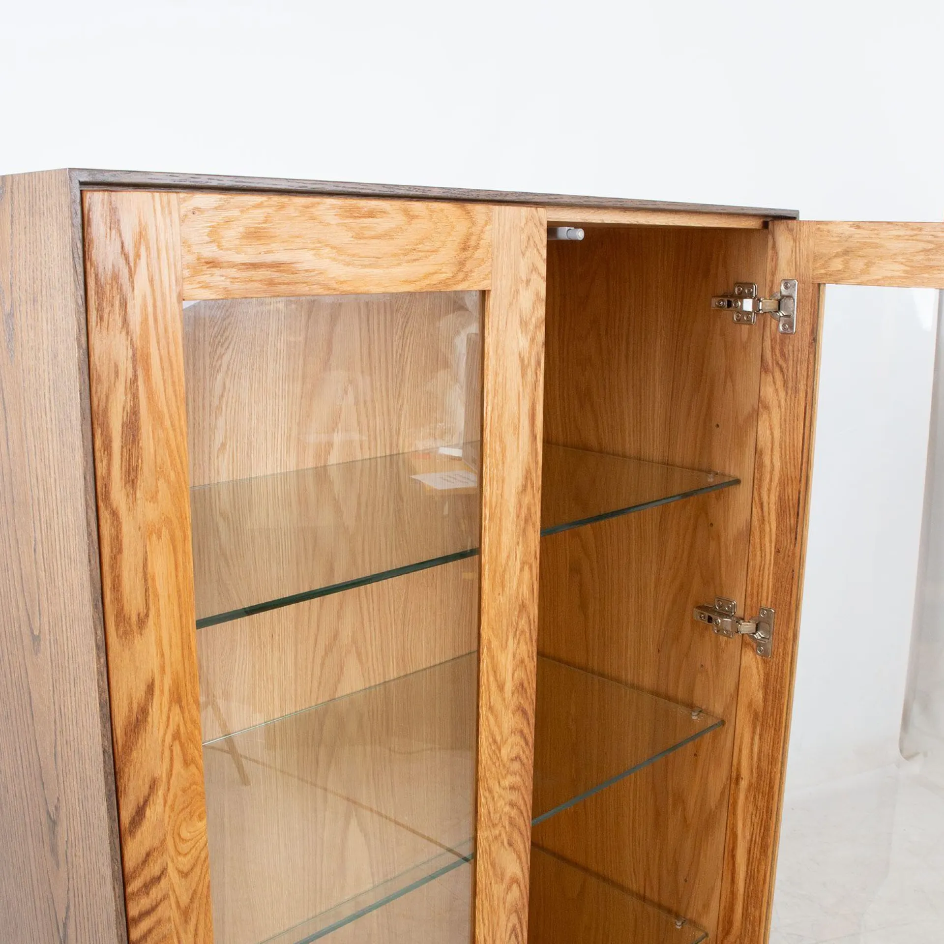 Vitrineskap Teron 90x45x160 cm