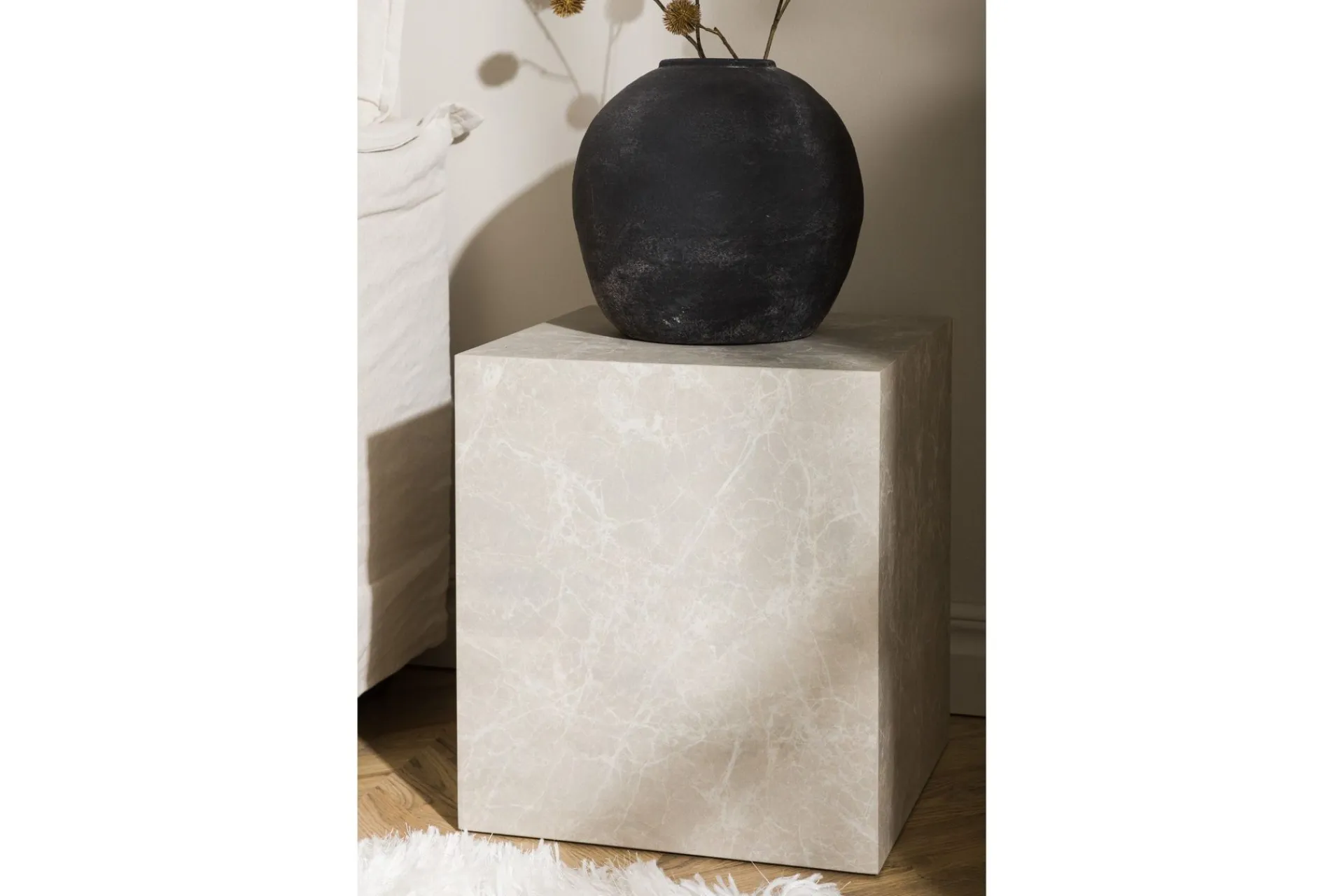 Venture Home York High Travertin Sidebord 40x40x45 cm