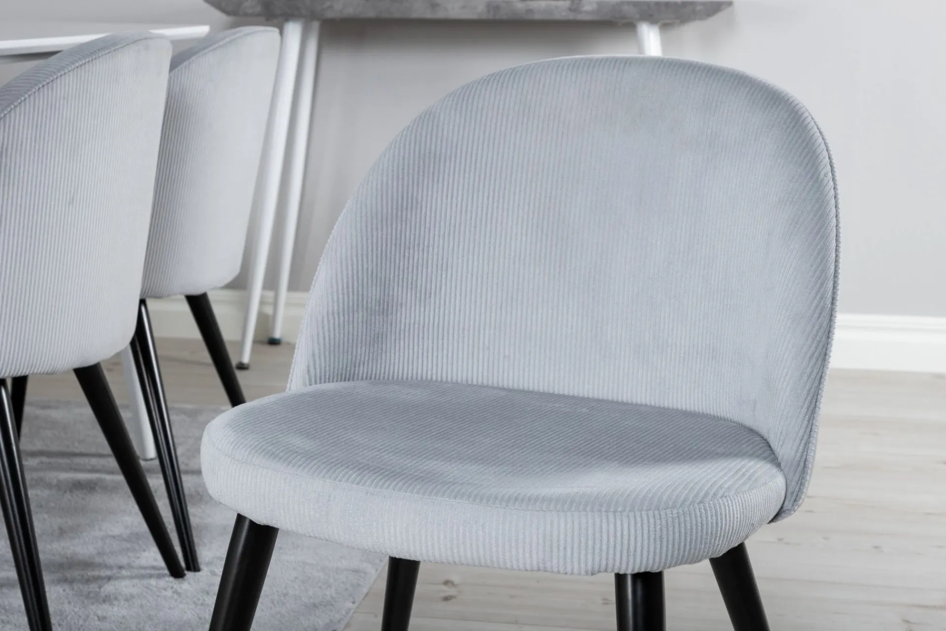 Venture Home Spisegrupper-Ypas Spisegruppe 180 cm inkl. 6 Valeri Stoler Hvit
